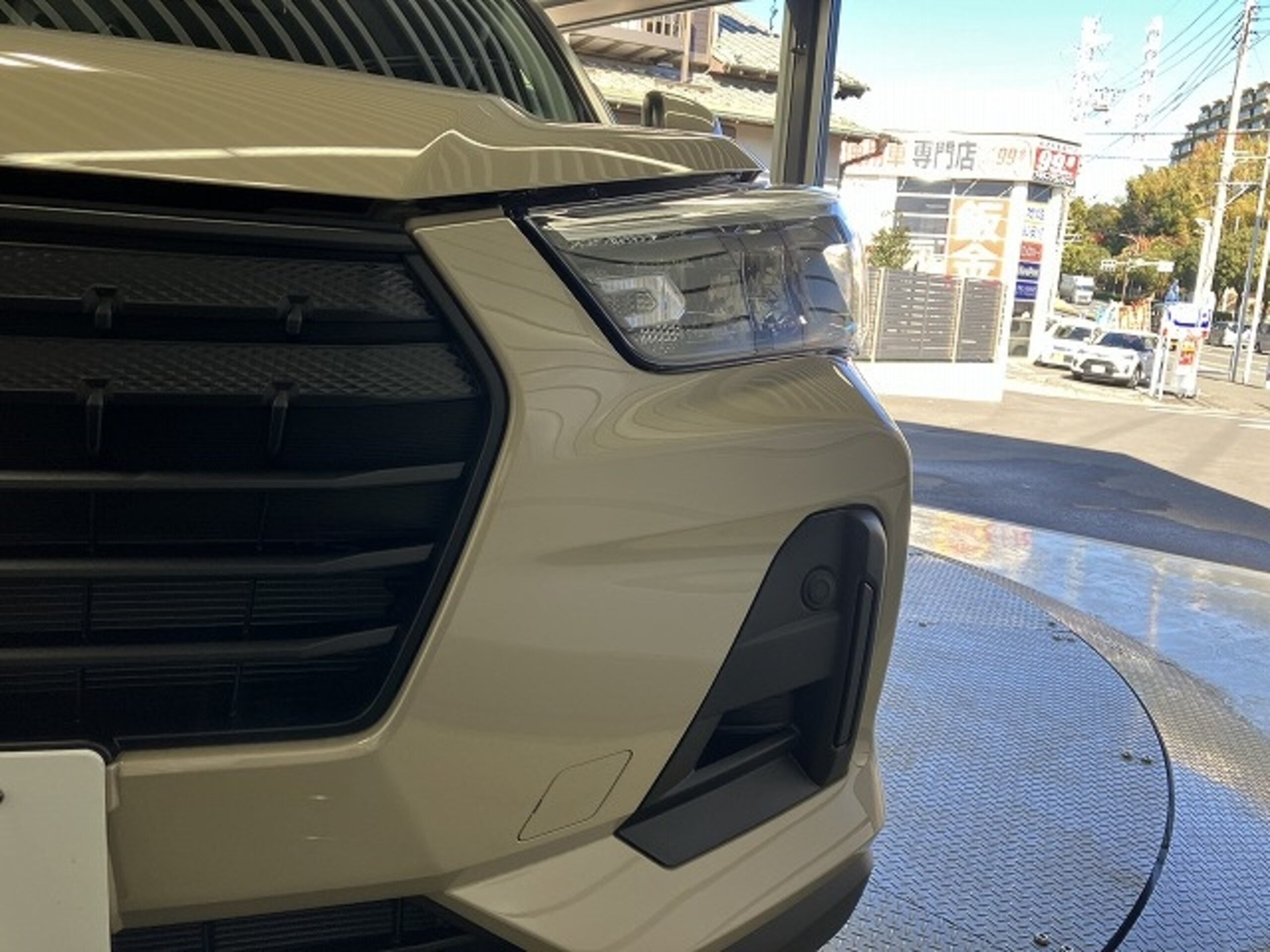 Car Image 9