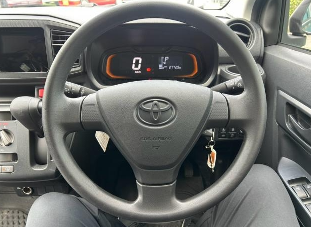 Car Image 14