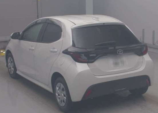 Car Image 7