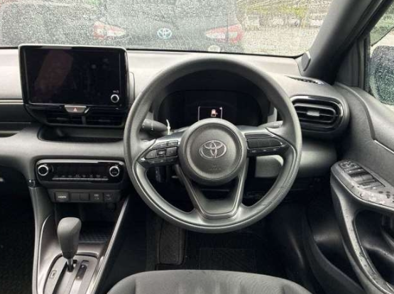 Car Image 9